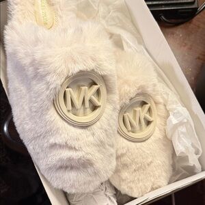 Michael Kors Cream Fur Slippers